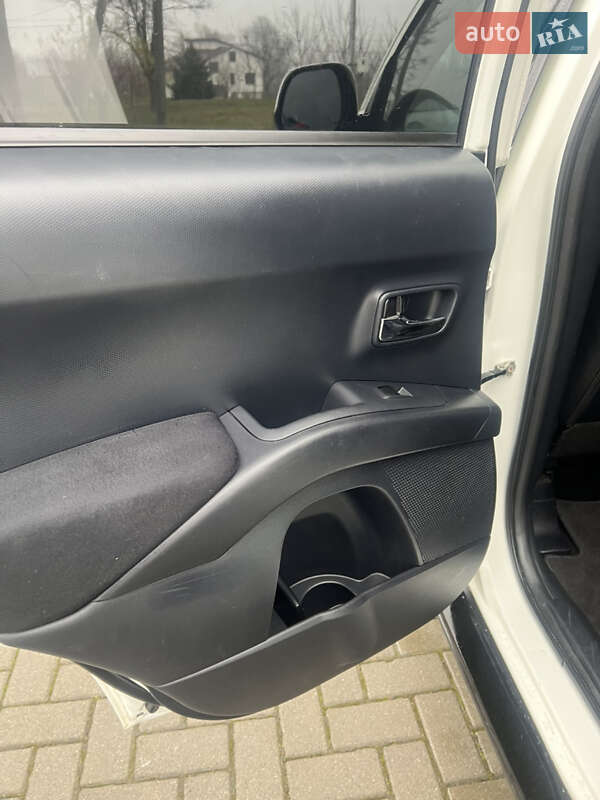 Внедорожник / Кроссовер Citroen C-Crosser 2012 в Золочеве