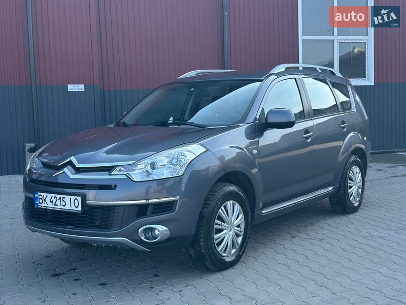 Citroen C-Crosser 2012