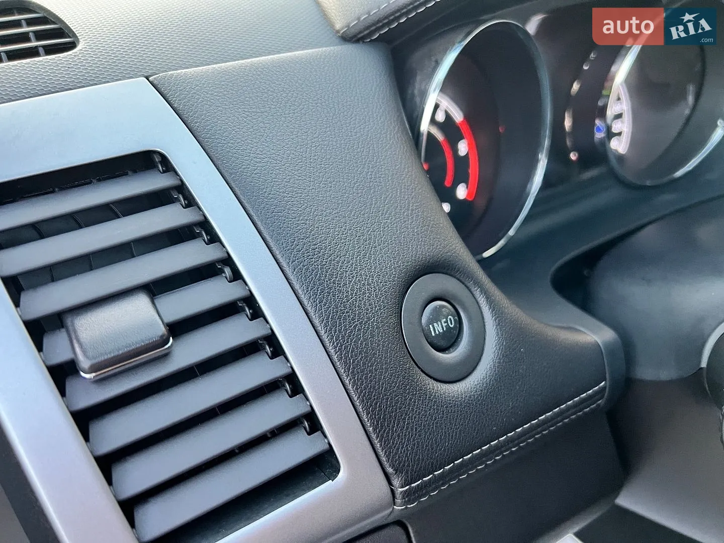 2010 Citroen C-Crosser - мініатюра 64