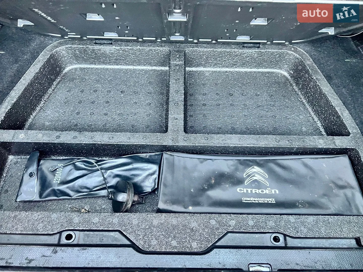 2010 Citroen C-Crosser - мініатюра 91
