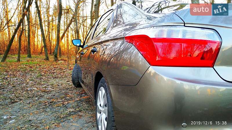 Седан Citroen C-Elysee 2013 в Звягелі