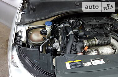 Седан Citroen C-Elysee 2013 в 