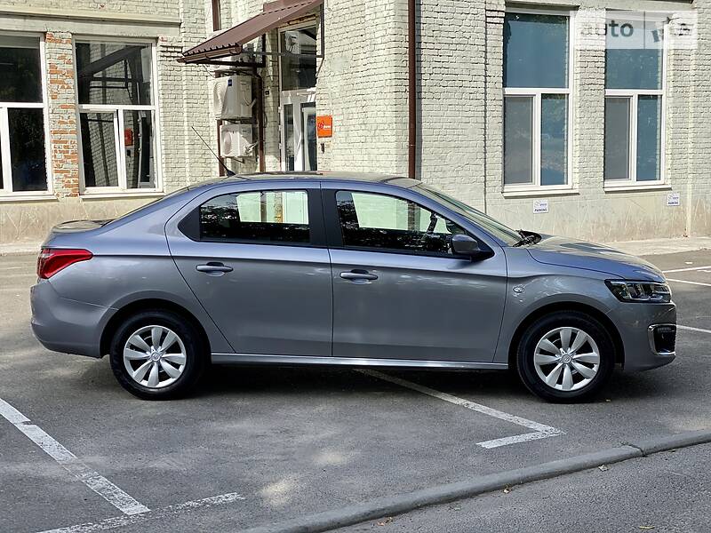 Седан Citroen C-Elysee 2017 в Киеве фото 5 Седан Citroen C-Elysee 2017 в Киеве