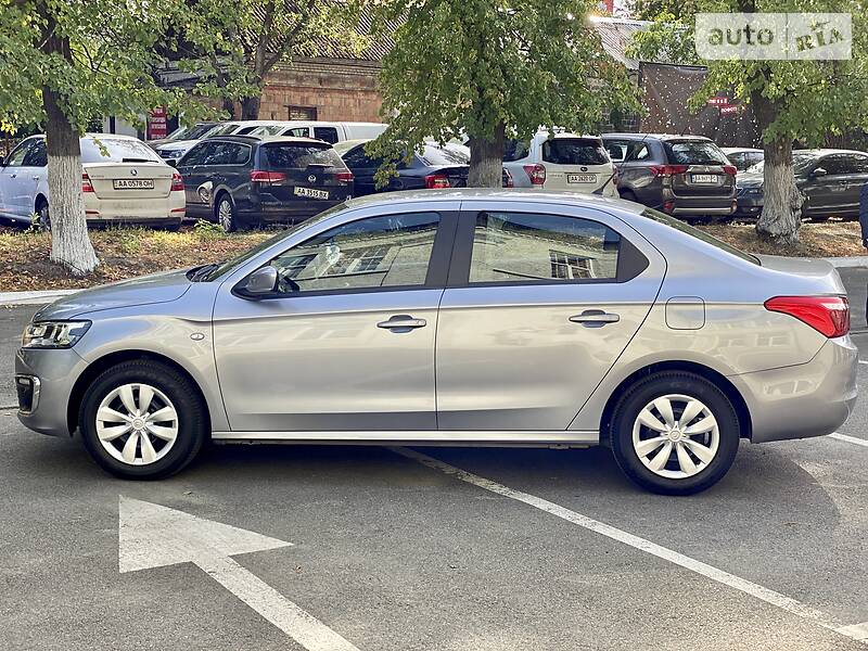 Седан Citroen C-Elysee 2017 в Киеве фото 12 Седан Citroen C-Elysee 2017 в Киеве