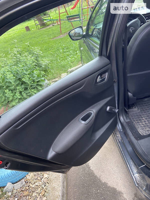 Седан Citroen C-Elysee 2013 в Калуше