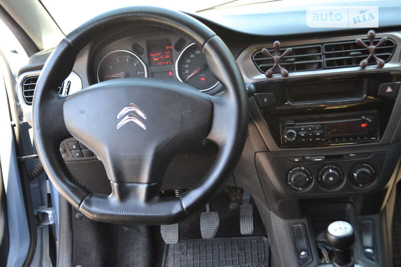 Седан Citroen C-Elysee 2013 в Рівному