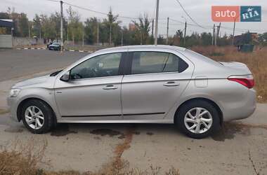 Седан Citroen C-Elysee 2013 в 