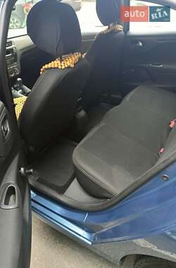 Седан Citroen C-Elysee 2013 в 
