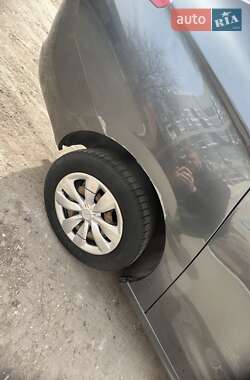 Седан Citroen C-Elysee 2013 в 