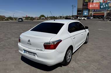 Седан Citroen C-Elysee 2013 в 
