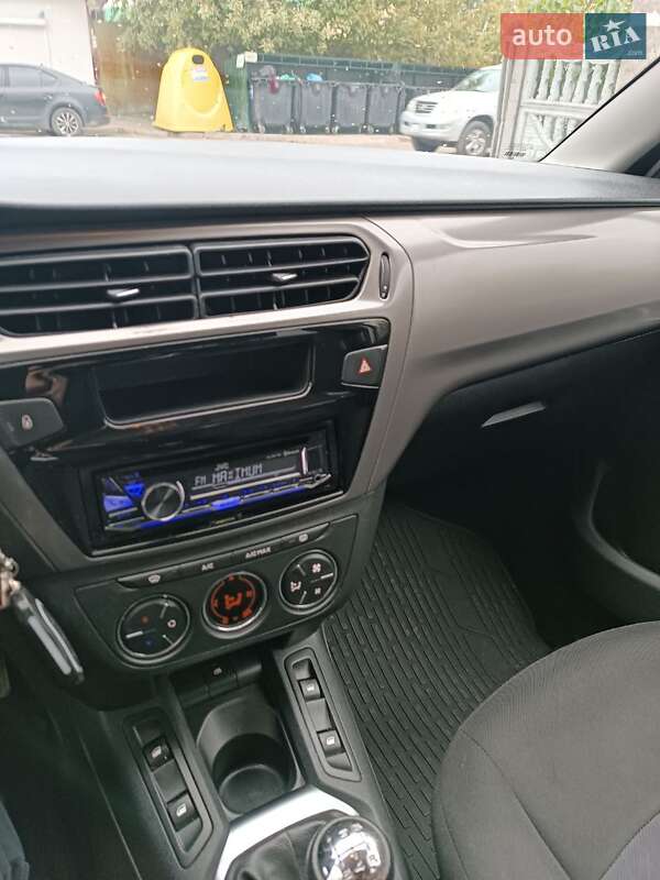 Седан Citroen C-Elysee 2016 в Львове