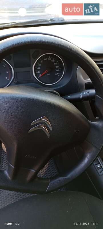 Седан Citroen C-Elysee 2013 в Києві
