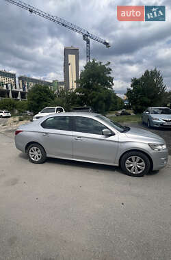 Седан Citroen C-Elysee 2016 в 