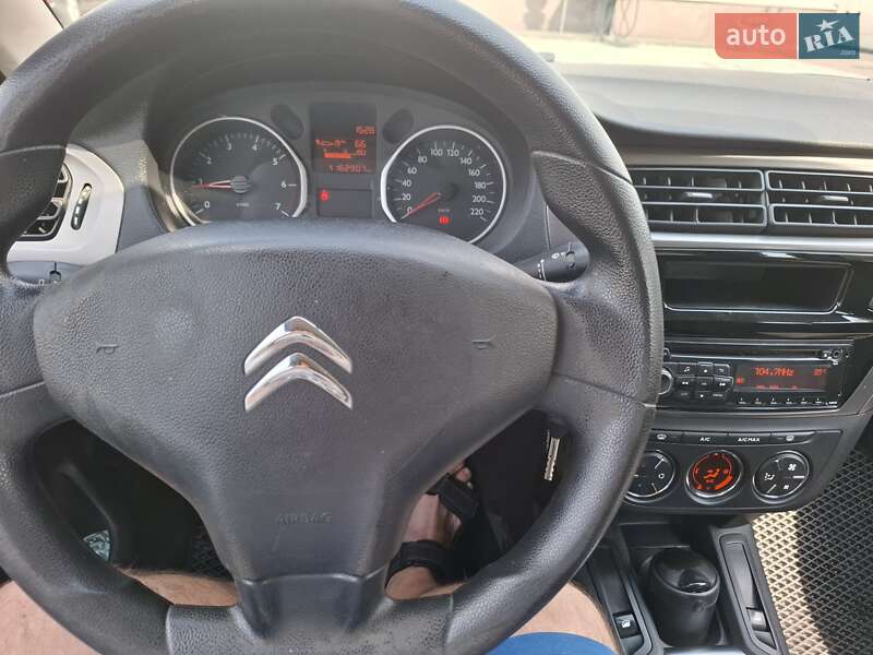 Седан Citroen C-Elysee 2013 в Львове
