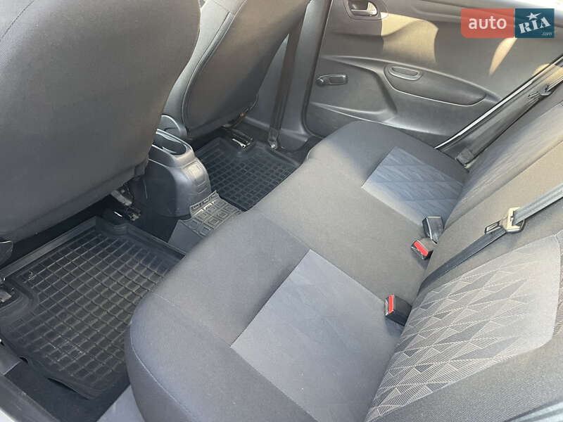 Седан Citroen C-Elysee 2013 в Киеве