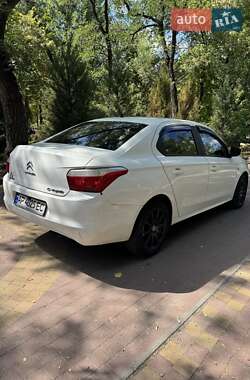 Седан Citroen C-Elysee 2016 в 