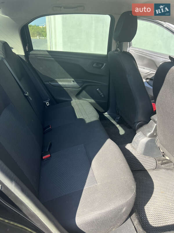 Седан Citroen C-Elysee 2014 в Києві фото 7 Седан Citroen C-Elysee 2014 в Києві