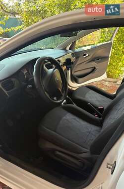Седан Citroen C-Elysee 2013 в 