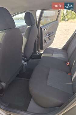 Седан Citroen C-Elysee 2013 в 