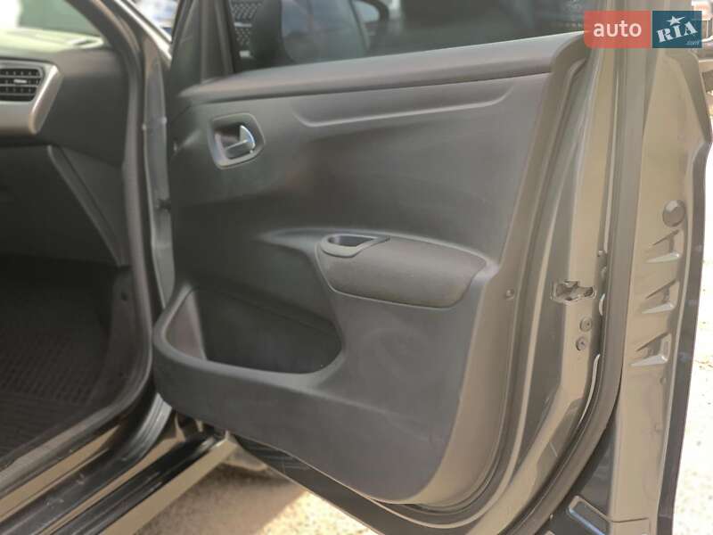 Седан Citroen C-Elysee 2017 в Виннице фото 20 Седан Citroen C-Elysee 2017 в Виннице