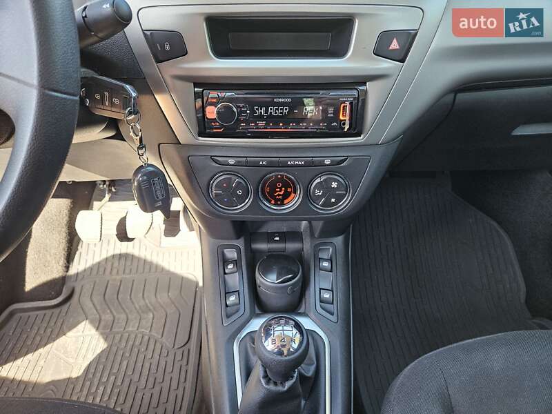 Седан Citroen C-Elysee 2017 в Шостке