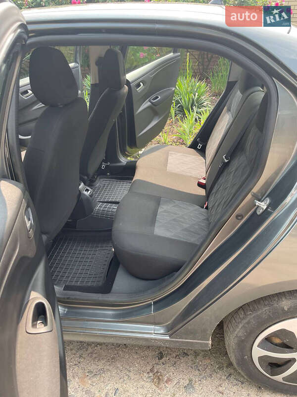 Седан Citroen C-Elysee 2014 в Харькове фото 5 Седан Citroen C-Elysee 2014 в Харькове