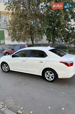 Седан Citroen C-Elysee 2013 в 