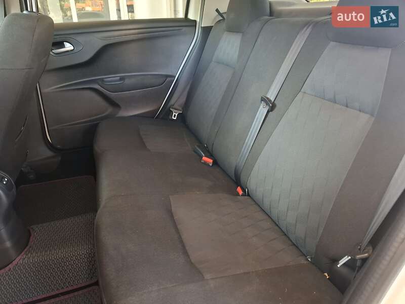 Седан Citroen C-Elysee 2015 в Николаеве