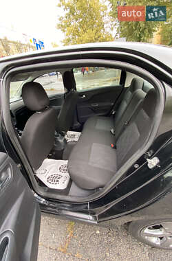 Седан Citroen C-Elysee 2015 в  фото 14 Седан Citroen C-Elysee 2015 в