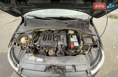 Седан Citroen C-Elysee 2015 в  фото 16 Седан Citroen C-Elysee 2015 в
