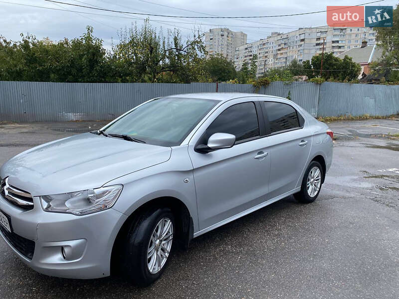 Седан Citroen C-Elysee 2014 в 