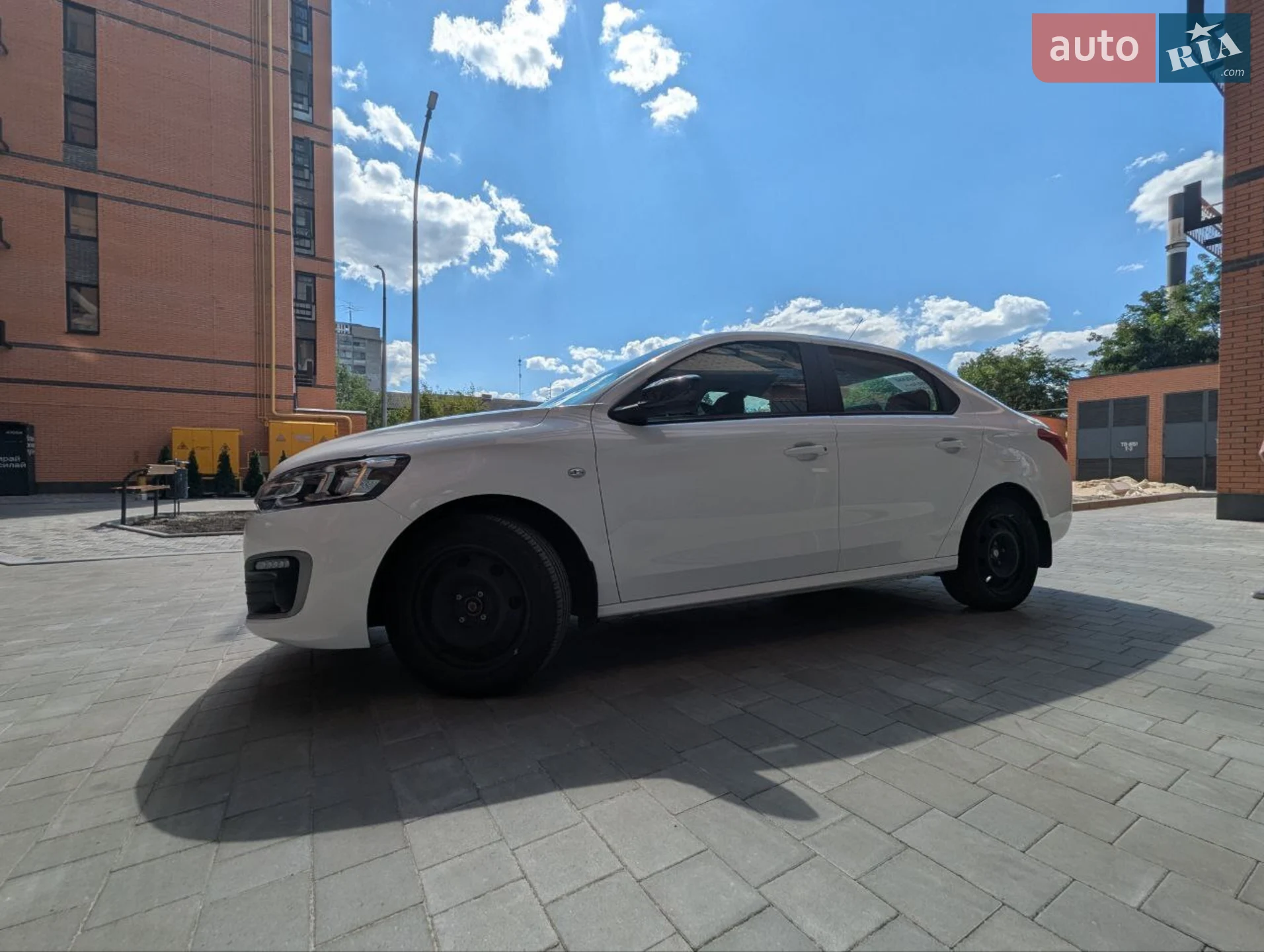 Фото авто 1