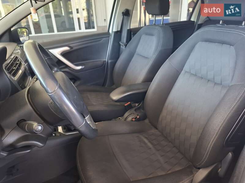 Седан Citroen C-Elysee 2015 в Миколаєві