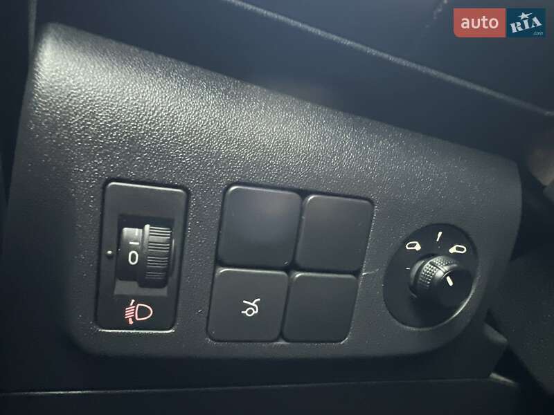 Седан Citroen C-Elysee 2014 в Николаеве