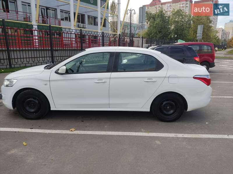 Седан Citroen C-Elysee 2013 в Киеве фото 10 Седан Citroen C-Elysee 2013 в Киеве