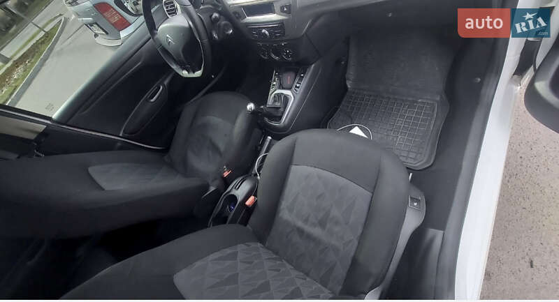 Седан Citroen C-Elysee 2018 в Києві фото 5 Седан Citroen C-Elysee 2018 в Києві