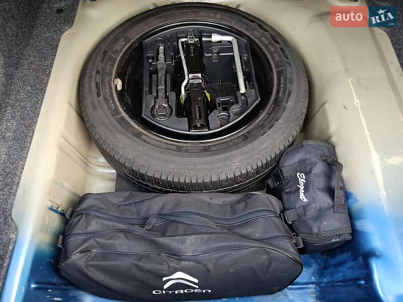 Седан Citroen C-Elysee 2013 в Києві