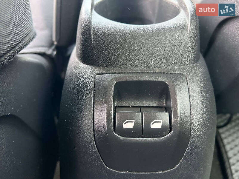 Седан Citroen C-Elysee 2013 в Львове фото 33 Седан Citroen C-Elysee 2013 в Львове