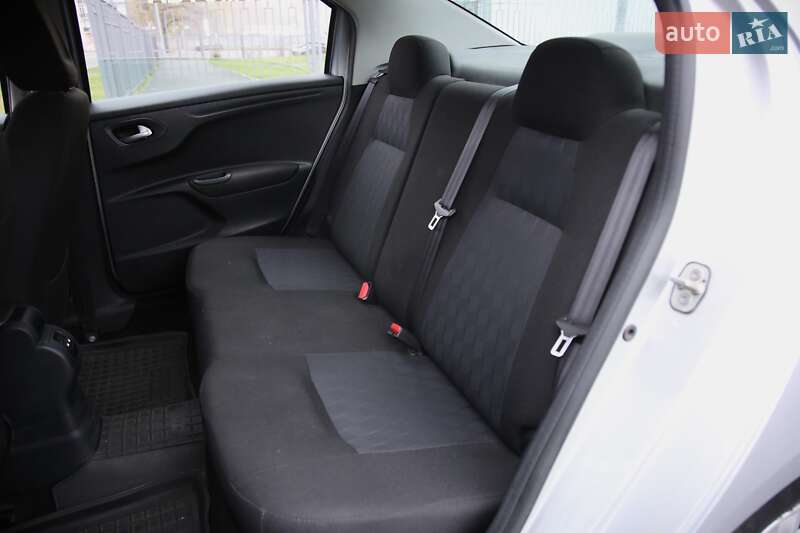 Седан Citroen C-Elysee 2013 в Харкові фото 8 Седан Citroen C-Elysee 2013 в Харкові