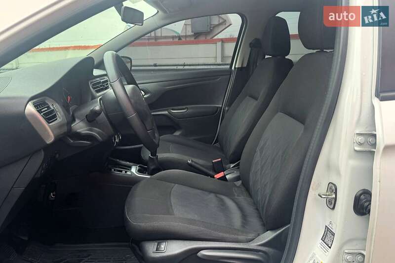 Седан Citroen C-Elysee 2021 в Киеве фото 9 Седан Citroen C-Elysee 2021 в Киеве