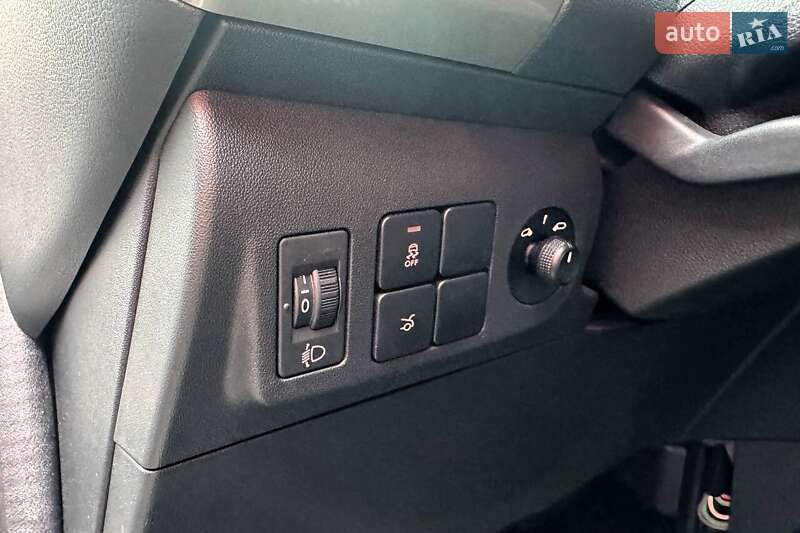 Седан Citroen C-Elysee 2021 в Киеве фото 18 Седан Citroen C-Elysee 2021 в Киеве