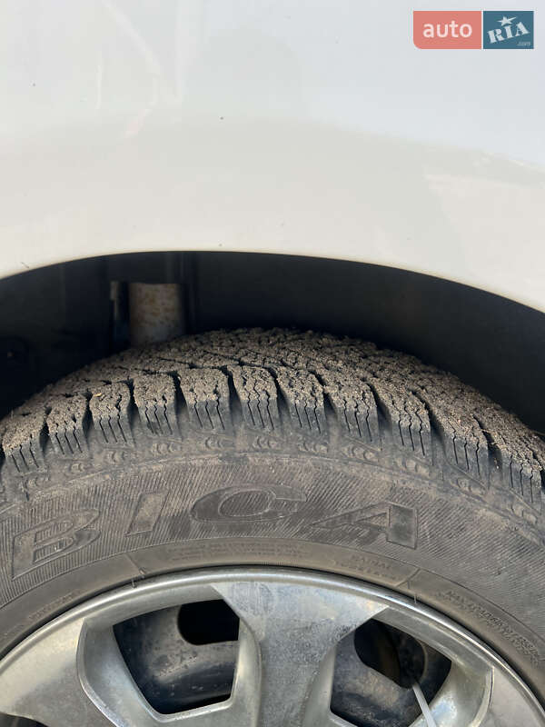 Седан Citroen C-Elysee 2013 в Рокитному фото 28 Седан Citroen C-Elysee 2013 в Рокитному