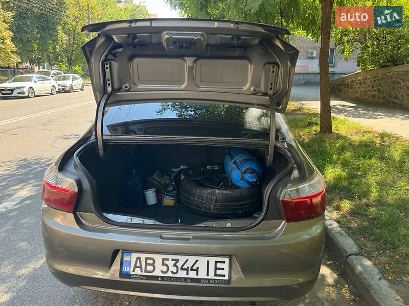 Седан Citroen C-Elysee 2013 в Ладыжине фото 10 Седан Citroen C-Elysee 2013 в Ладыжине