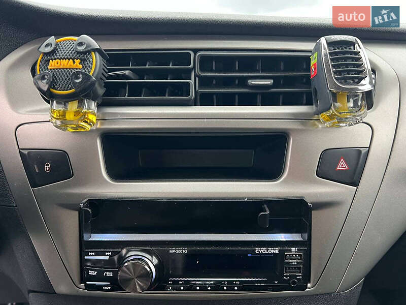 Седан Citroen C-Elysee 2018 в Львове