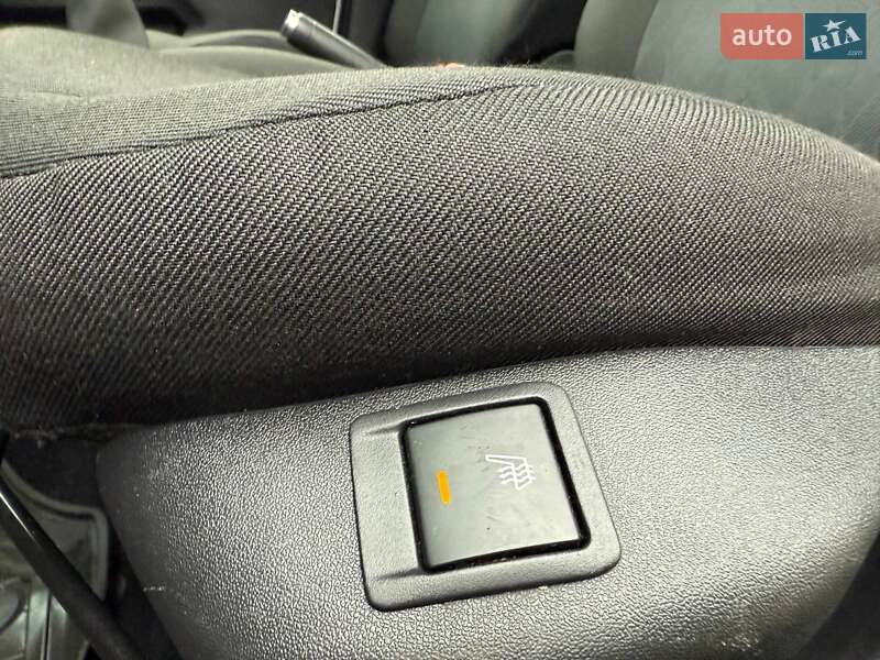 Седан Citroen C-Elysee 2018 в Киеве