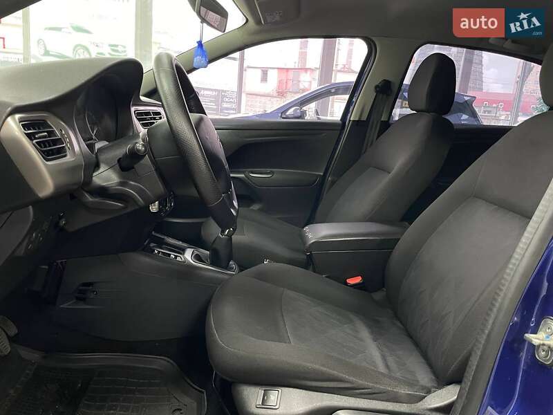 Седан Citroen C-Elysee 2017 в Киеве