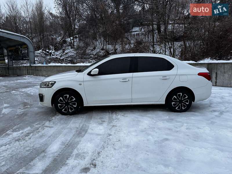Седан Citroen C-Elysee 2018 в Киеве