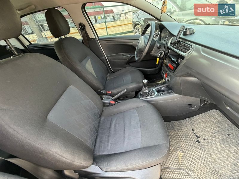 Седан Citroen C-Elysee 2013 в Киеве фото 22 Седан Citroen C-Elysee 2013 в Киеве