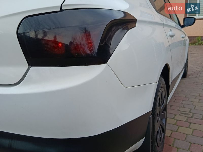 Седан Citroen C-Elysee 2013 в Хмельницькому