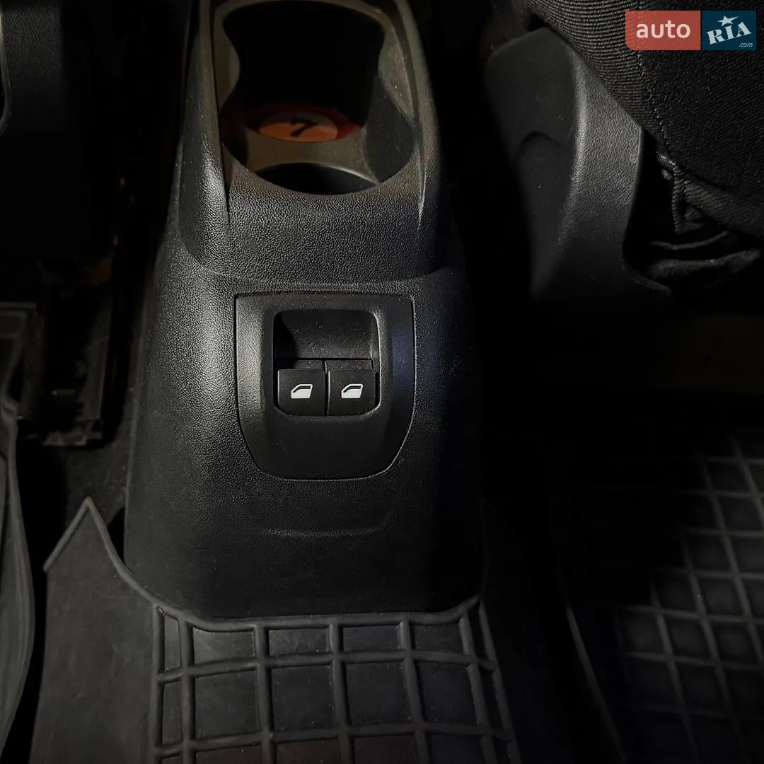 2015 Citroen C-Elysee - мініатюра 25